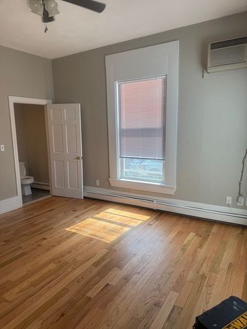99 Laighton 2, Lynn, MA 01902