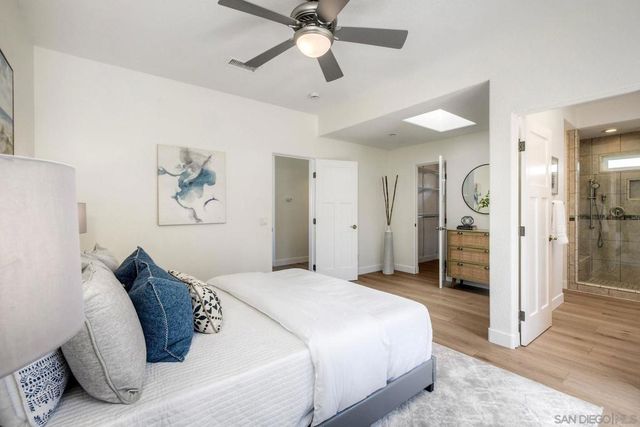 1011 13 Knowles Ave, Carlsbad, CA 92008