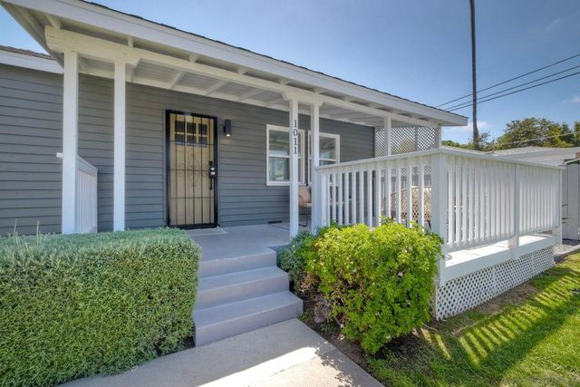 1011 13 Knowles Ave, Carlsbad, CA 92008