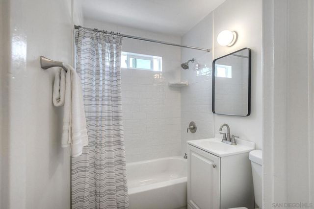 1011 13 Knowles Ave, Carlsbad, CA 92008