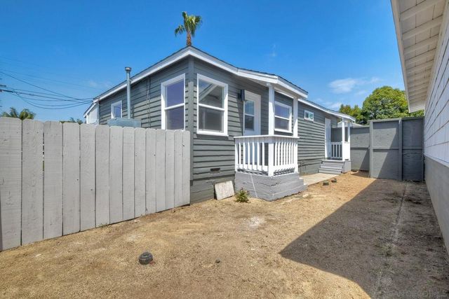 1011 13 Knowles Ave, Carlsbad, CA 92008