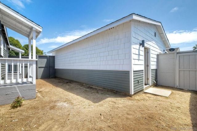 1011 13 Knowles Ave, Carlsbad, CA 92008