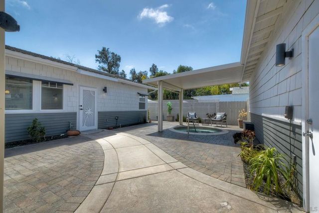 1011 13 Knowles Ave, Carlsbad, CA 92008