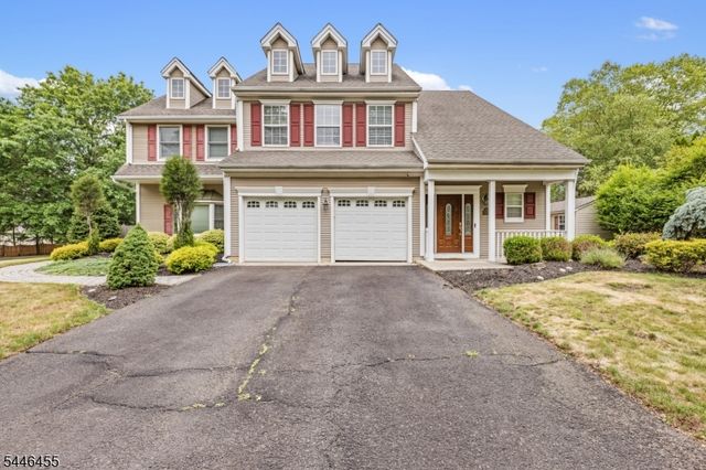 220 Lindsay Ct, Branchburg Twp., NJ 08876