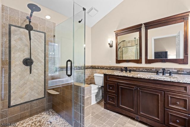 220 Lindsay Ct, Branchburg Twp., NJ 08876