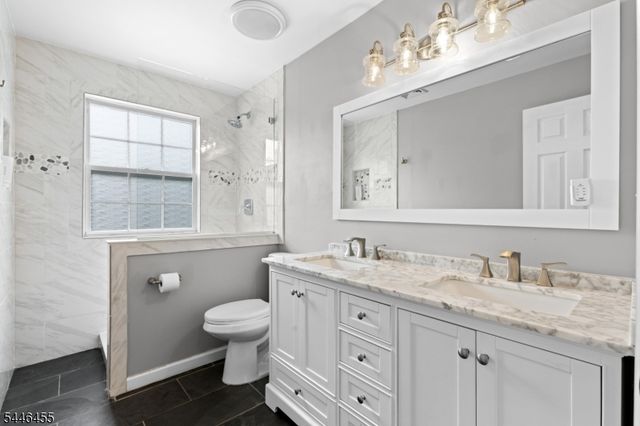 220 Lindsay Ct, Branchburg Twp., NJ 08876