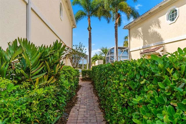 1418 BURGOS DRIVE, Sarasota, FL 34238