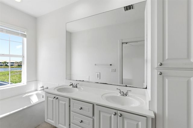 1418 BURGOS DRIVE, Sarasota, FL 34238