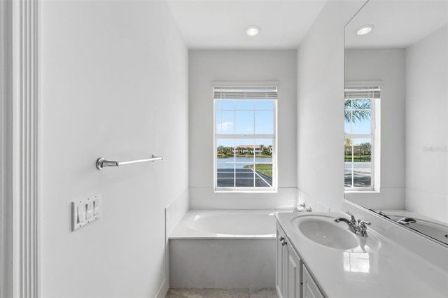 1418 BURGOS DRIVE, Sarasota, FL 34238