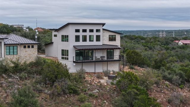 209 Dalton CIR, Horseshoe Bay, TX 78657