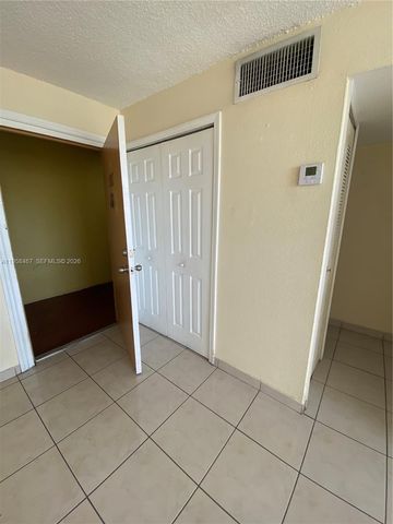 606 W 81st St 307, Hialeah, FL 33014