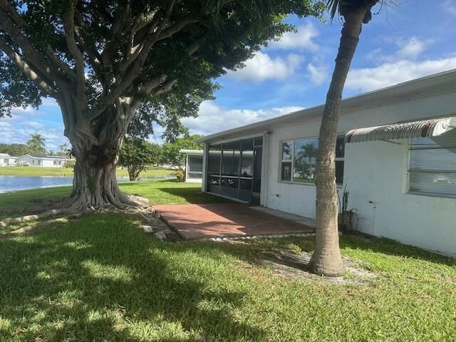 5195 Nicholas Drive, West Palm Beach, FL 33417