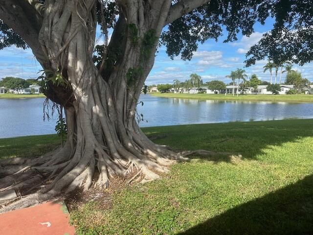5195 Nicholas Drive, West Palm Beach, FL 33417