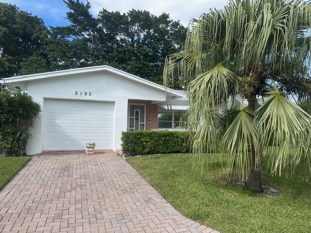 5195 Nicholas Drive, West Palm Beach, FL 33417