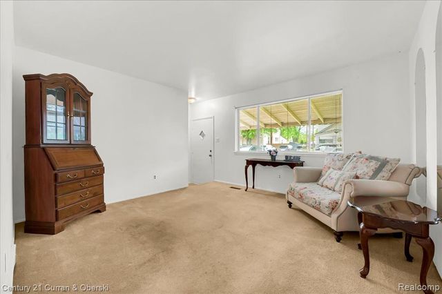 4815 Williams Street, Wayne, MI 48184