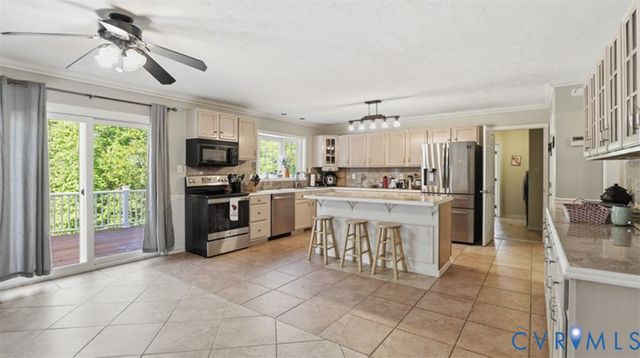 17159 Pryor Ln, Montpelier, VA 23192