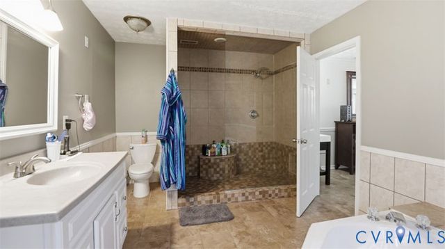 17159 Pryor Ln, Montpelier, VA 23192