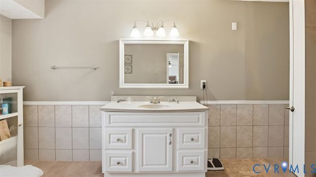 17159 Pryor Ln, Montpelier, VA 23192