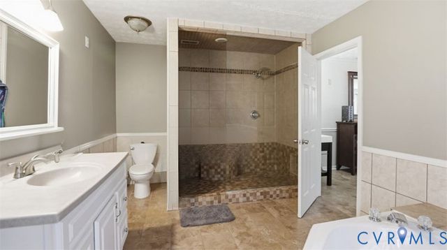 17159 Pryor Ln, Montpelier, VA 23192