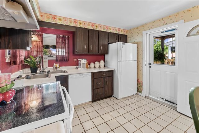 58 E Highland Ave, Uniontown, PA 15401