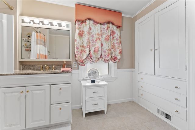 58 E Highland Ave, Uniontown, PA 15401