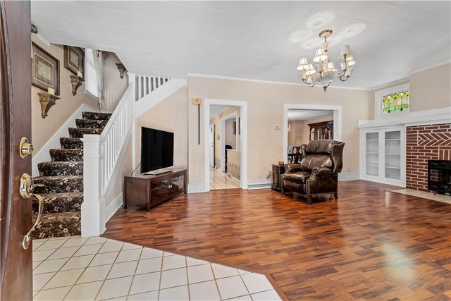 58 E Highland Ave, Uniontown, PA 15401