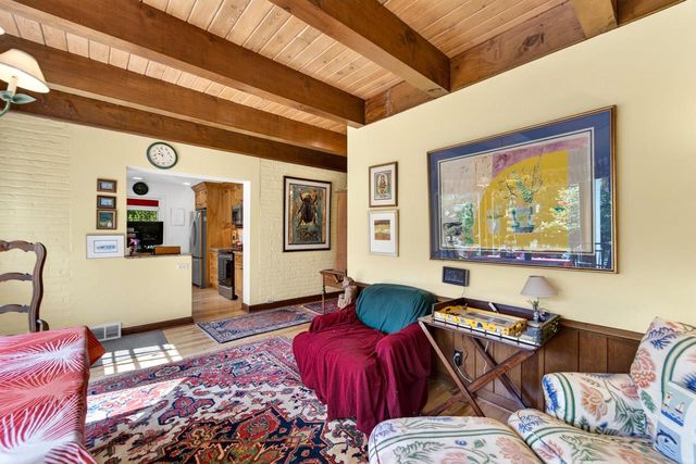 7716 N Links WAY, Fox Point, WI 53217
