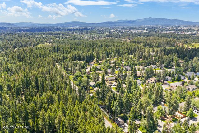 13338 N Westwood DR, Hayden, ID 83835