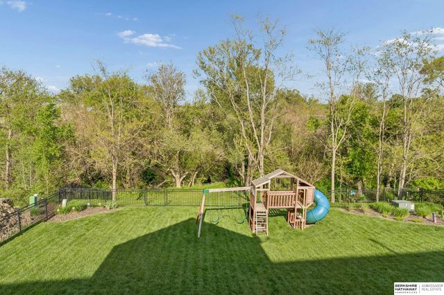8201 N 123rd Street, Omaha, NE 68142