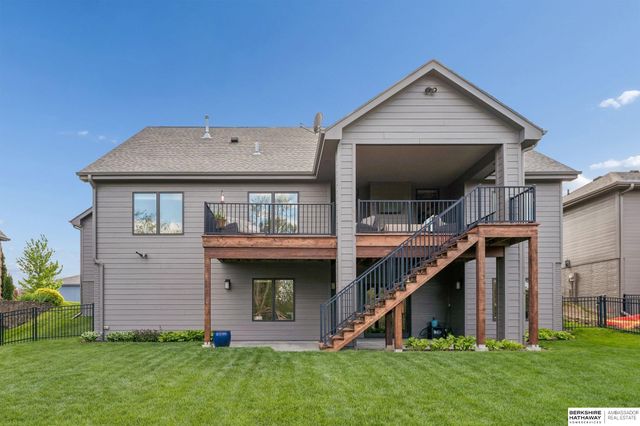 8201 N 123rd Street, Omaha, NE 68142