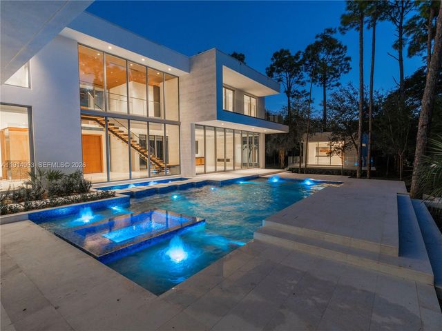 6720 SW 98th Street, Pinecrest, FL 33156