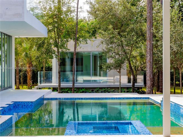 6720 SW 98th Street, Pinecrest, FL 33156