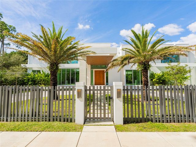 6720 SW 98th Street, Pinecrest, FL 33156