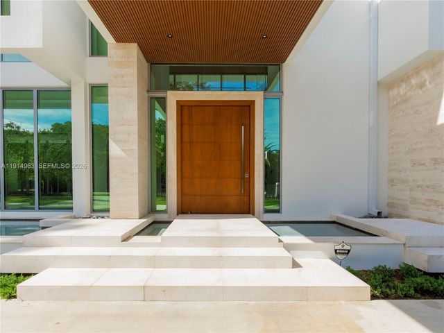 6720 SW 98th Street, Pinecrest, FL 33156