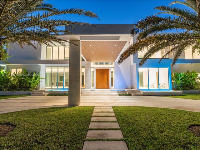 6720 SW 98th Street, Pinecrest, FL 33156