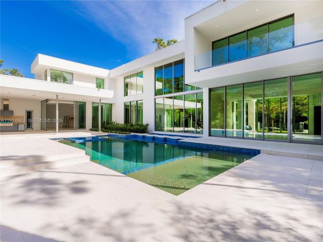6720 SW 98th Street, Pinecrest, FL 33156