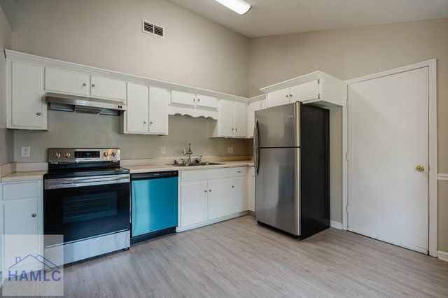 652 Windhaven Drive, Hinesville, GA 31313