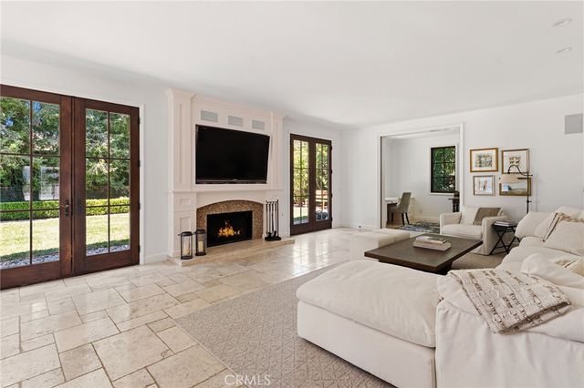 29303 Fountainwood, Agoura Hills, CA 91301