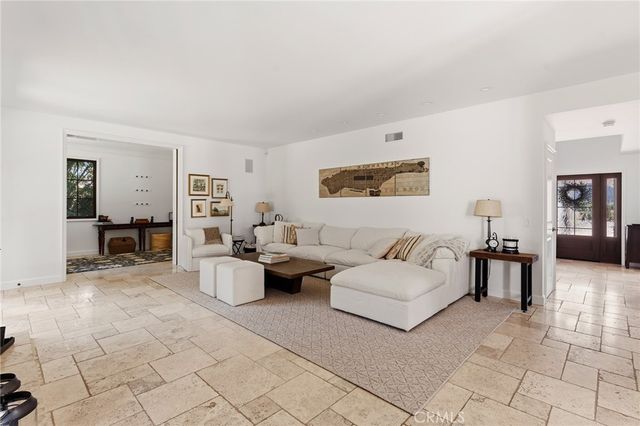 29303 Fountainwood, Agoura Hills, CA 91301