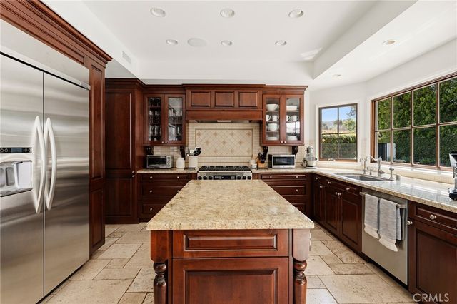 29303 Fountainwood, Agoura Hills, CA 91301