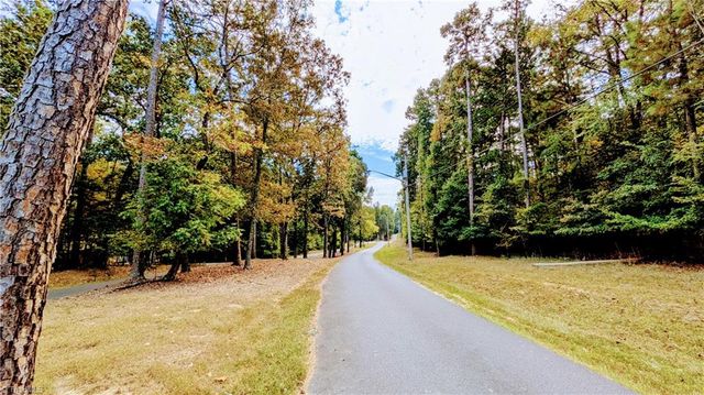117 Delwood Court, Mount Gilead, NC 27306