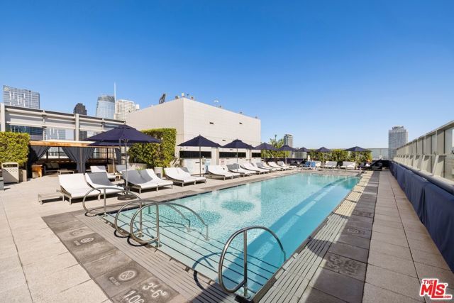 900 W Olympic Boulevard 36F, Los Angeles, CA 90015