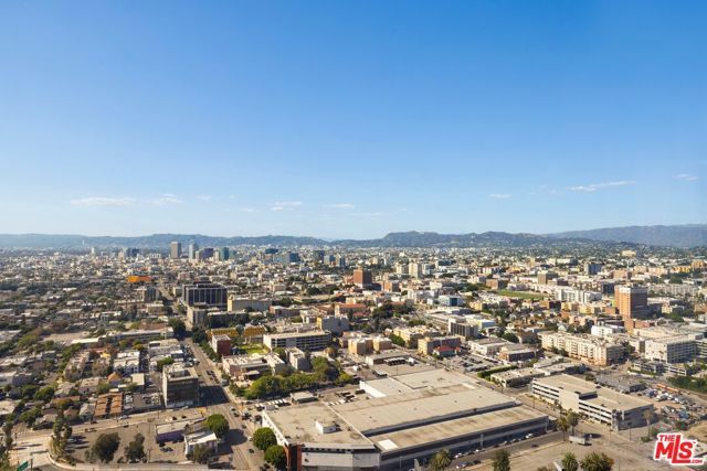 900 W Olympic Boulevard 36F, Los Angeles, CA 90015