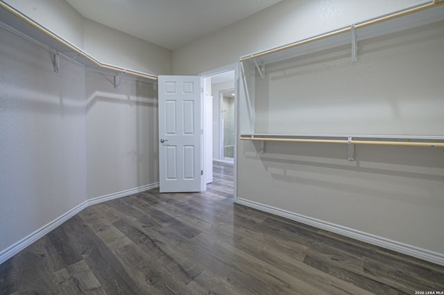 30 Peets Bend Dr, Rockport, TX 78382