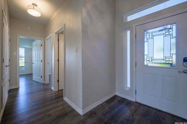 30 Peets Bend Dr, Rockport, TX 78382