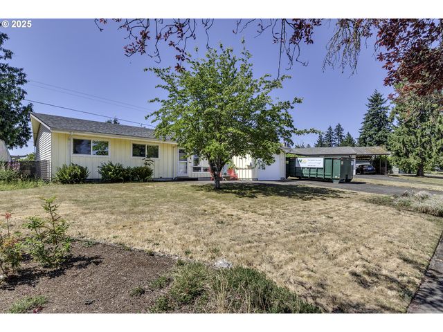 12514 Ne RUSSELL St, Portland, OR 97230