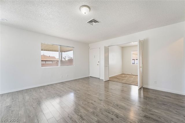 7028 Forest Vista Street, Las Vegas, NV 89147