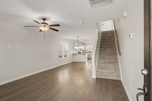 202 Emmett Dr, White House, TN 37188