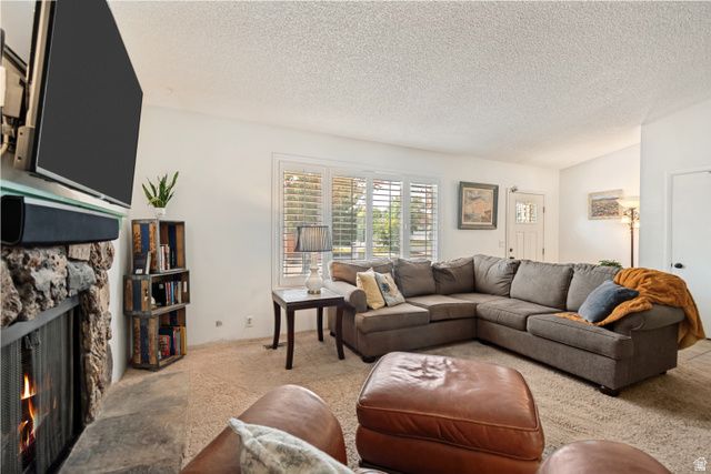 3468 W SCHORR DR, West Jordan, UT 84084