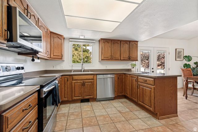 3468 W SCHORR DR, West Jordan, UT 84084
